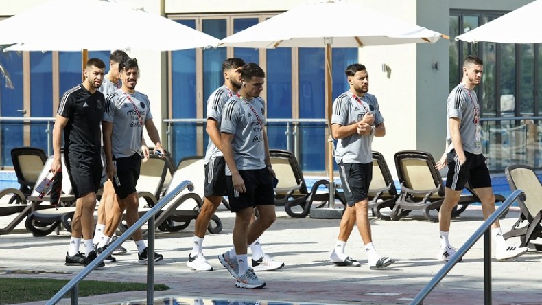 بوقرة يُوظّف لاعبَين أساسيَين جديدَين أمام مصر