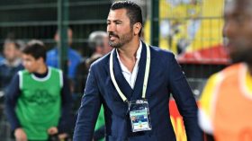 عنتر يحي مطلوب في روسيا لِشغل هذا المنصب