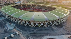 رمطان لعمامرة يتحدث عن زيارته لملعب وهران الجديد!