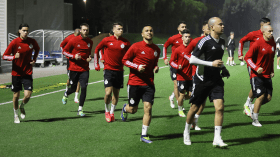 بِالفيديو: أوّل حصّة تدريبية لِبطل إفريقيا في قطر