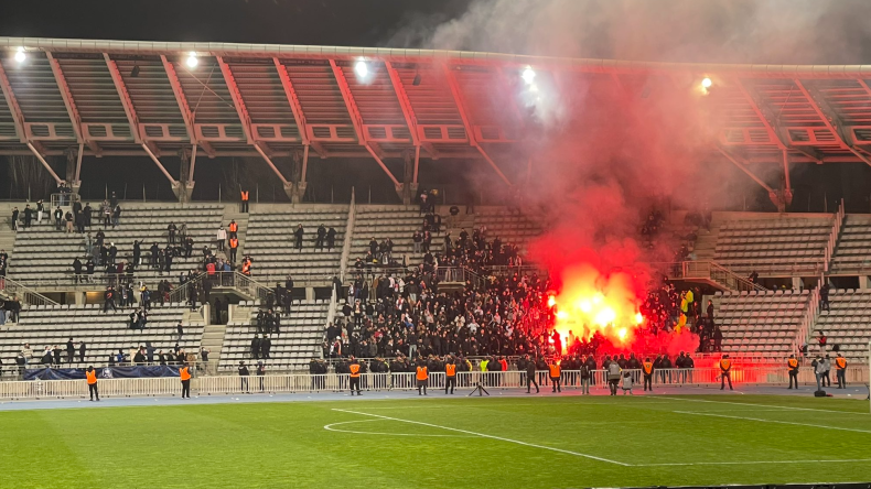 بِالفيديو: عنف مُجدّدا وإيقاف مباراة فرنسية.. سليماني احتياطي