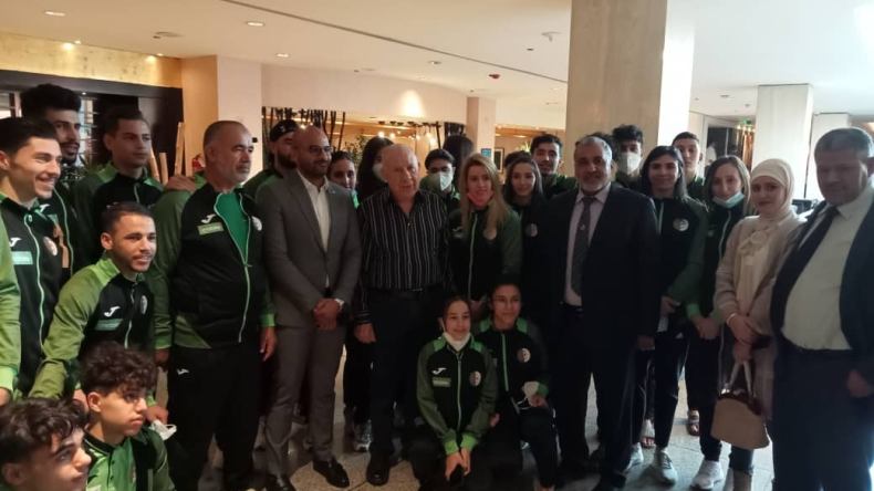 بالصور.. الفريق شنقريحة يلتقي الفريق الجزائري للكاراتي بمصر