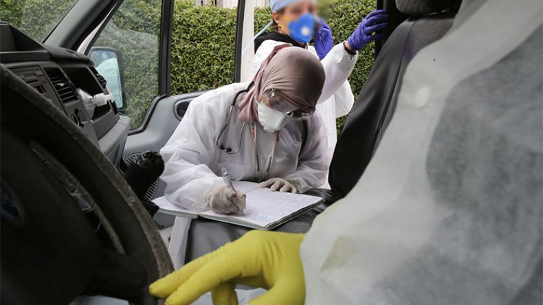 استنفار طبي و مختصون يطالبون بتدابير أكثر صرامة