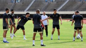 الصّحافة البريطانية: “الخضر” سيلعبون في منطقة كاميرونية خطيرة أمنيا