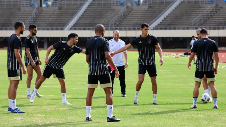 الصّحافة البريطانية: “الخضر” سيلعبون في منطقة كاميرونية خطيرة أمنيا