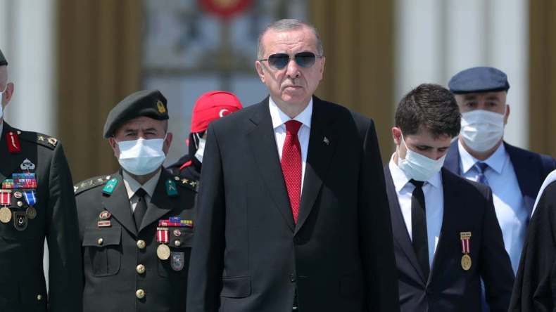 الإستخبارات التركية تعتقل شخصا قلد صوت أردوغان بالذكاء الإصطناعي