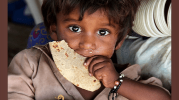 إطعام الجائعين من العباد خير من إحياء عيد الميلاد