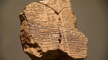 La tablette de Gilgamesh, joyau mésopotamien, de retour en Irak