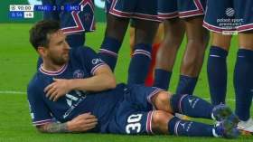 ميسي يتحدّث عن مخالفة محرز