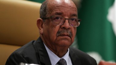 L’épouse de l’ancien MAE Abdelkader Messahel inhumée au cimetière de Sidi Feredj