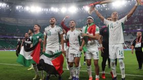 محاربو الصحراء ملتزمون بِالكبرياء الثوري