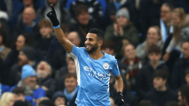 محرز ينجح في سابع ركلة جزاء على التوالي