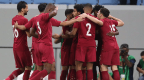 القطريون يواصلون تدريباتهم استعداداً لمواجهة الخضر