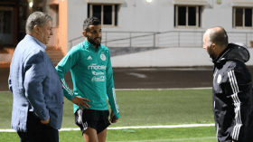 أبرزهم محرز.. مباراة غامبيا قد يغيب عنها عديد نجوم “الخضر”