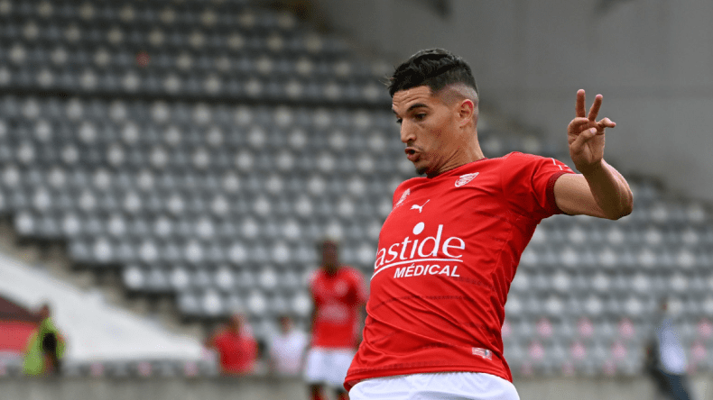 عملاق اسكتلندا يُريد انتداب فرحات