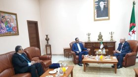 التعاون الثنائي محور لقاء شرفة مع المدير العام لمنظمة العمل العربية