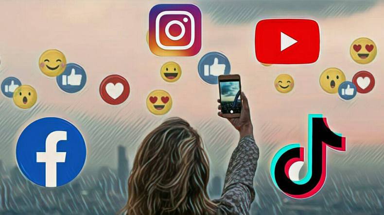 المؤثرون الرقميّون… محتويات تافهة!