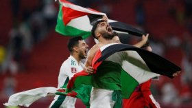 ذباب المخزن يروّج لفيديو مفبرك لحرق العلم المغربي بالجزائر!