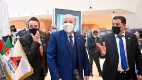 الوزير الأول: العمليات التجارية عبر أجهزة الدفع ارتفعت بنسبة 220 بالمئة