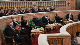 بالفيديو والصور.. الرئيس التونسي يقيم حفلا غنائيا على شرف الرئيس تبون