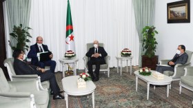 الرئيس تبون يستقبل سفيري اليونان وباكستان