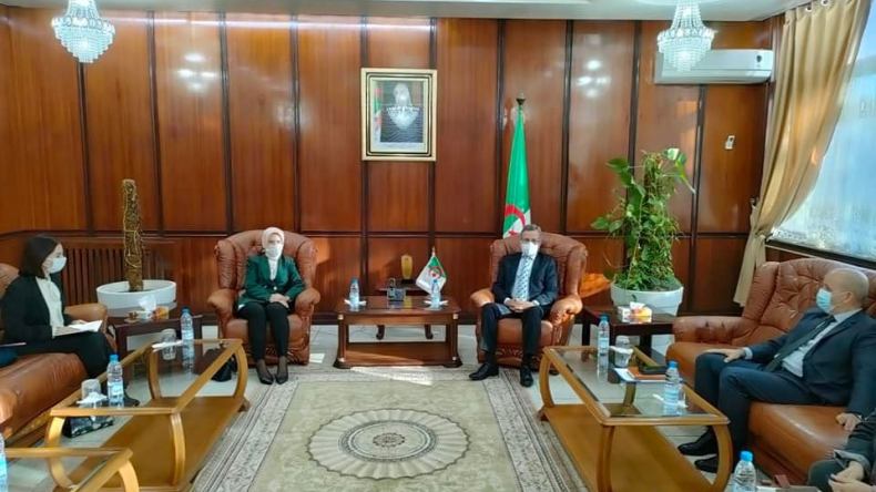 الجزائر وتركيا يبحثان سبل التعاون في مجال الصحة
