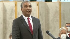 هذا ما قاله وزير الرياضة التونسي عن “الخضر” ومباراة النهائي