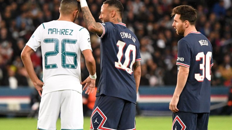 المعلق رؤوف خليف: غوارديولا أراد إبعاد محرز لاستقدام ميسي