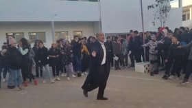 “مرسول الحب” تقيل مدير مدرسة تونسية.. ما الحقيقة!