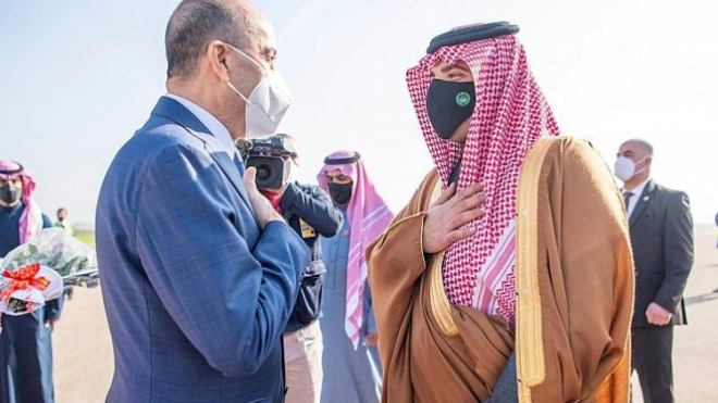 بلجود يستقبل نظيره السعودي عبد العزيز بن سعود