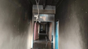 بالصور.. ملثمان يقتحمان ثانوية ويضرمان النار فيها بوهران