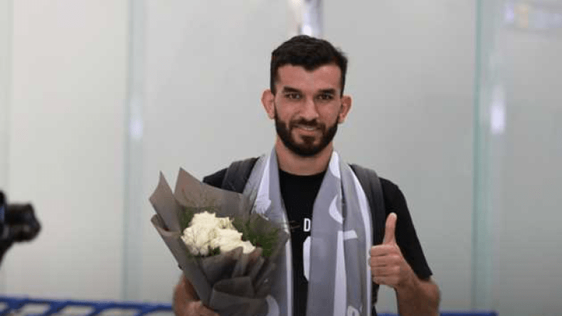 بالفيديو.. هكذا استقبلت جماهير الطائي أمير سعيود بعد العودة