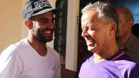 رياض محرز ولخضر بلومي في الصدارة بـ6 أهداف