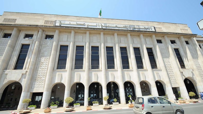 قانون الاستثمار غير قابل للتعديل عبر قانون المالية