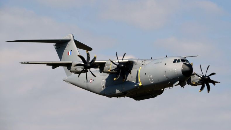 حكومة مالي تندد بانتهاك طائرة عسكرية فرنسية لمجالها الجوي