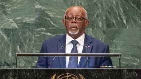 وزير خارجية الكاميرون يدين الاعتداء على صحفيين جزائريين