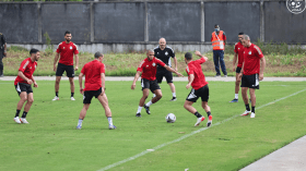 بلماضي: لسنا في رحلة سياحية.. نريد التتويج بكأس إفريقيا