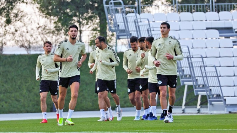 نهاية الجدل.. “الخضر” سيلعبون إياب تصفيات المونديال بِالجزائر