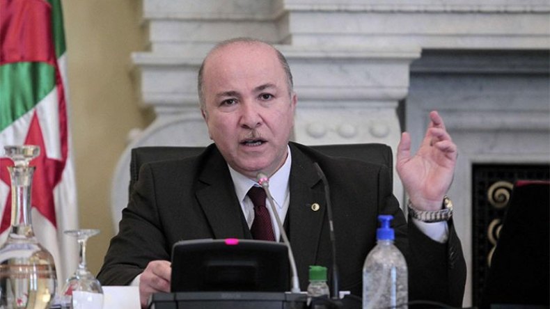 وزير المالية يدعو مجلس اتحاد المحامين للاجتماع الإثنين