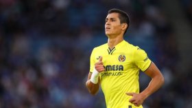 ماندي أوّل جزائريي “كان” الكاميرون يحضر وقائع البطولة المحلّية