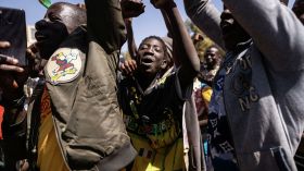 L’armée annonce avoir démis de ses fonctions le Président burkinabé