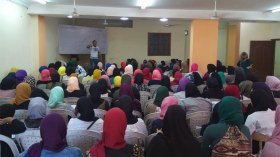 دروس خصوصية لكل الأطوار من دون كمامات ولا تباعد اجتماعيا