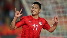 مهاجم منتخب مصر يرّد بعد اتهامه بالتزوير في الامتحانات