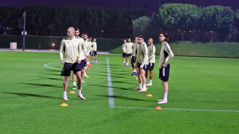 جديد تدريبات “الخضر” والتلفزيون الجزائري ينقل مباراة غانا