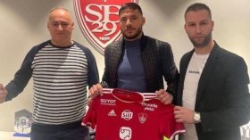 بلايلي يُجري فحصا طبيا بِنادي براست