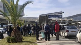 إضراب العمال يشل خدمات المصالح التقنية بمطار الجزائر