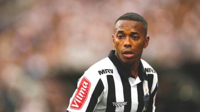 روبينيو.. من اللاعب العالمي الموعود إلى شبح غياهب السجن