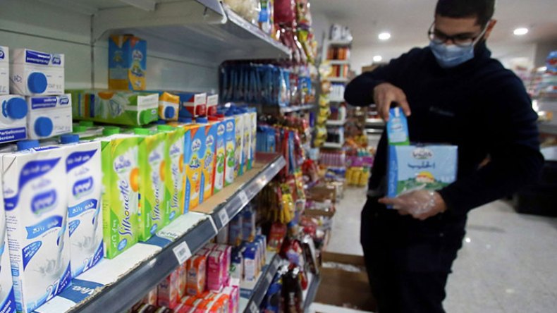 ندرة حليب العلب بالمحلات وارتفاع متوقع في أسعار مشتقاته