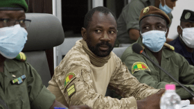 دول غرب افريقيا تعلن الحصار على مالي وباماكو تتهمها بالعمالة