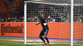 صراع من نوع خاص بين الحراس العرب في الـ”كان”